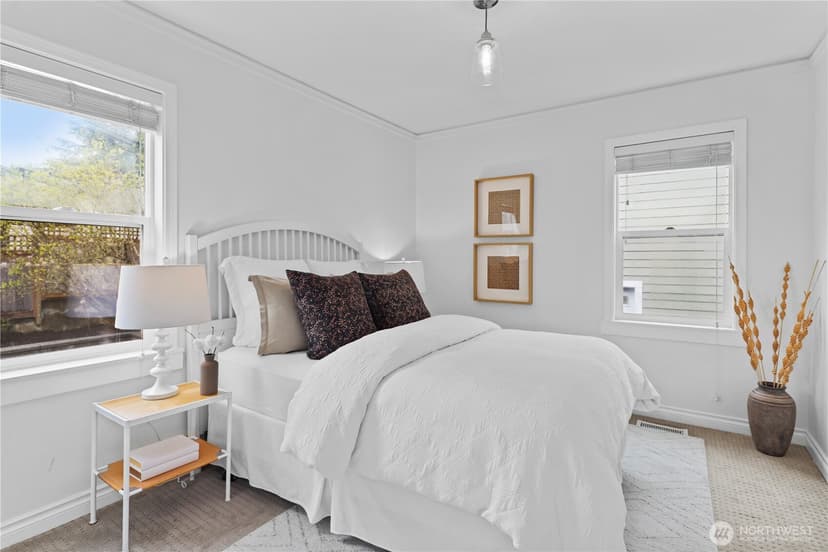 Property photo for 3844 30th Avenue W, Seattle photo 22