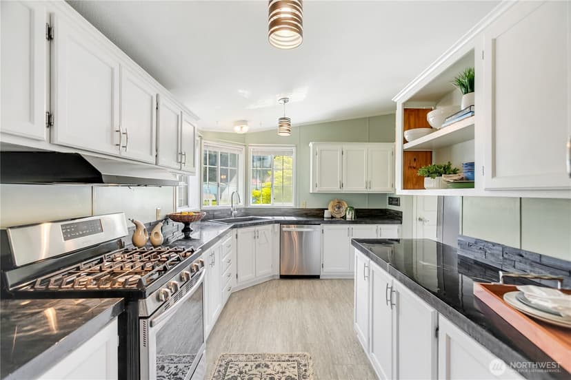 Property photo for 2019 SE Richmond Lane, Port Orchard photo 5