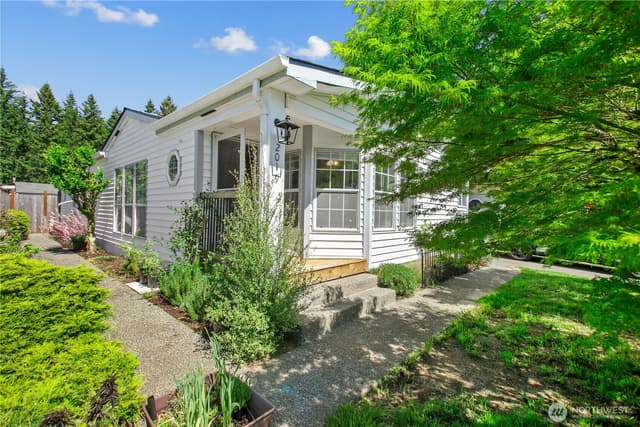 Property photo for 2019 SE Richmond Lane, Port Orchard photo 2