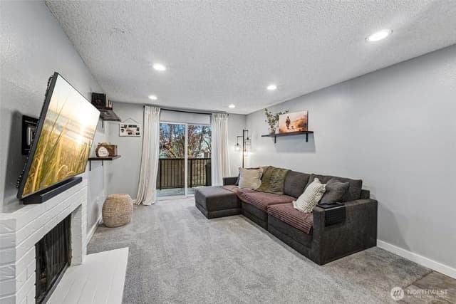 Property photo for 921 130th Street SW #H201, Everett photo 4