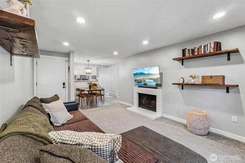 Property photo for 921 130th Street SW #H201, Everett photo 6