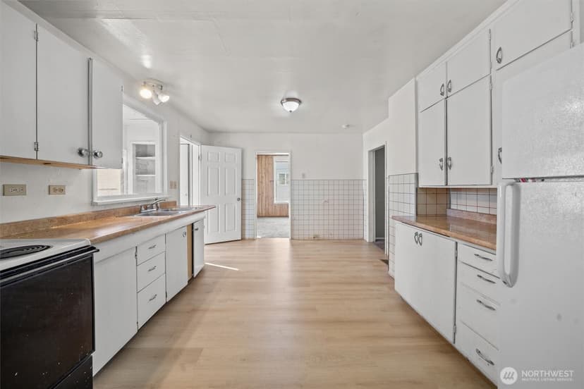 Property photo for 4015 S Yakima Avenue, Tacoma photo 14