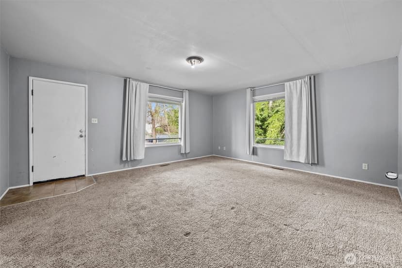 Property photo for 4015 S Yakima Avenue, Tacoma photo 9