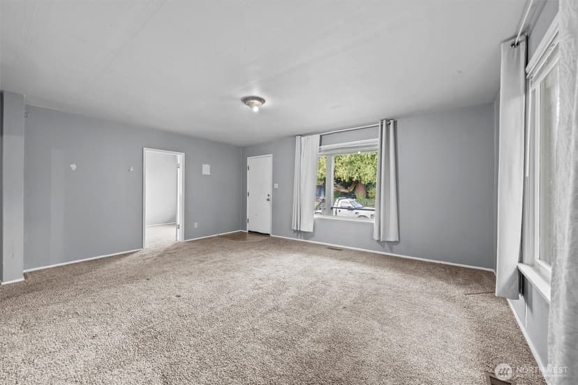 Property photo for 4015 S Yakima Avenue, Tacoma photo 10
