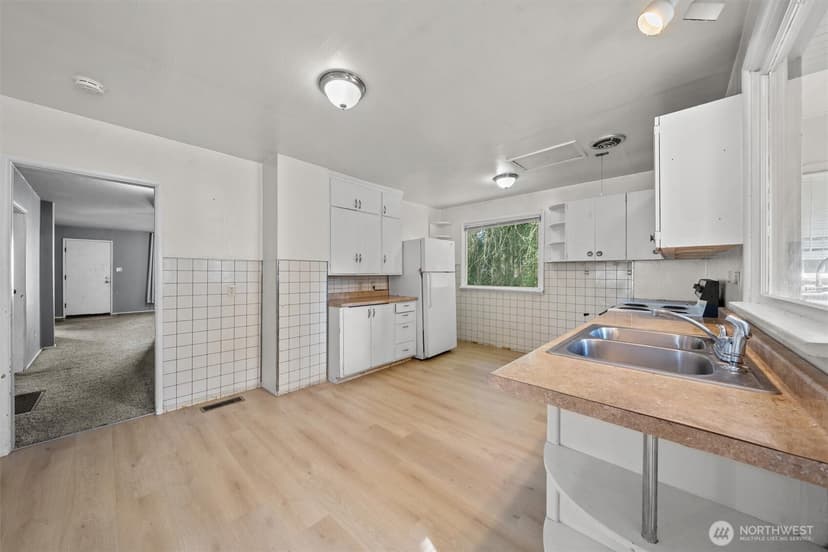 Property photo for 4015 S Yakima Avenue, Tacoma photo 13