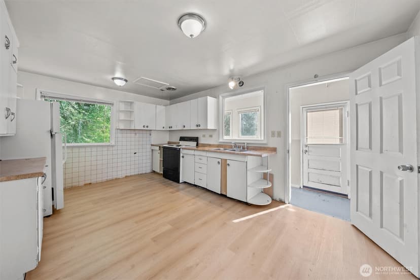 Property photo for 4015 S Yakima Avenue, Tacoma photo 12