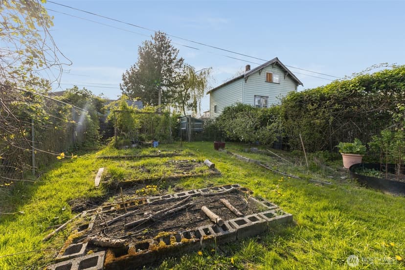 Property photo for 1222 S Sheridan Avenue, Tacoma photo 25