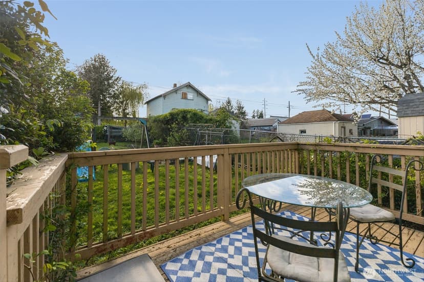 Property photo for 1222 S Sheridan Avenue, Tacoma photo 23