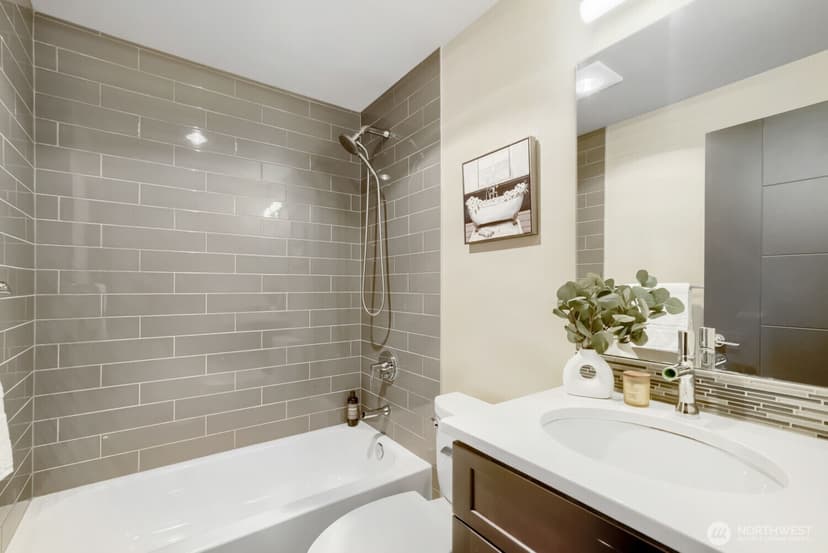 Property photo for 1741 NW 60th Street #A, Seattle photo 20