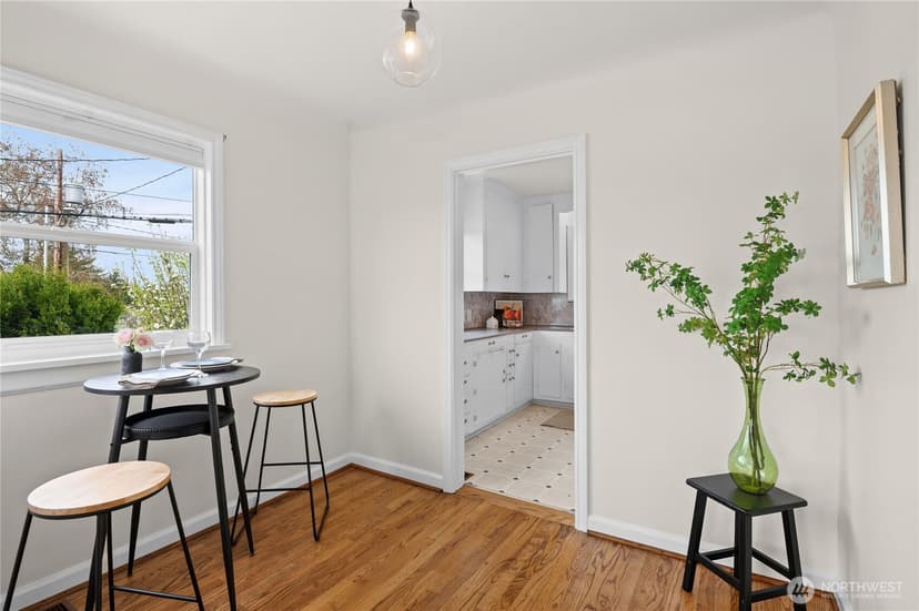 Property photo for 1110 Hayward Avenue, Bremerton photo 8