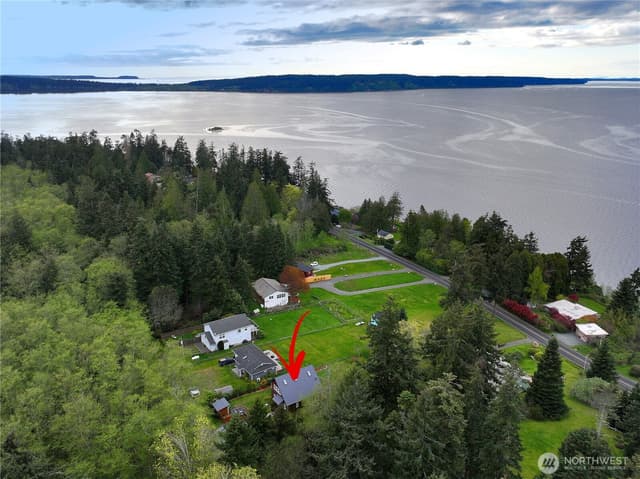 Property photo for 1871 Salmonberry Road, Langley photo 2