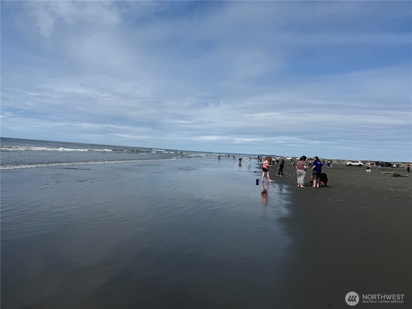 Property photo for 766 Ocean Court NW #211, Ocean Shores photo 25