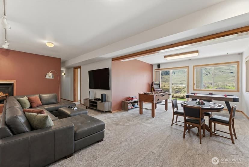 Property photo for 404 S Clifford Street, Chelan photo 32