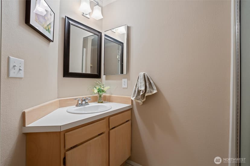 Property photo for 1610 Park Avenue #D-3, Bremerton photo 19