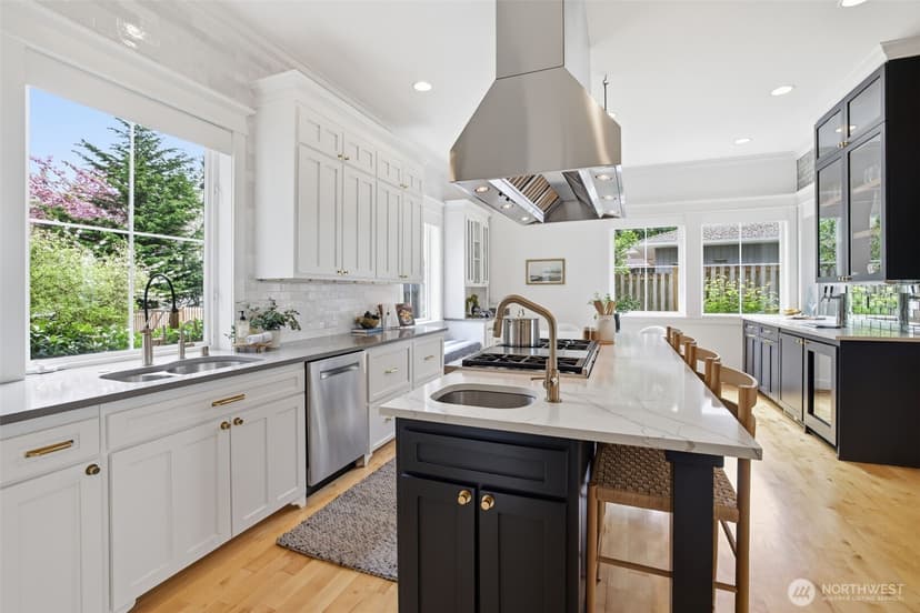 Property photo for 20201 Marine View Drive SW, Normandy Park photo 8