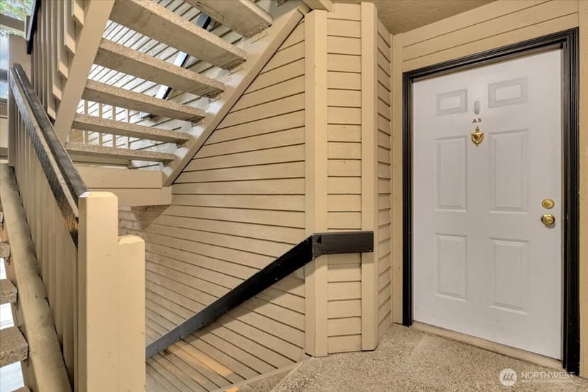 Property photo for 6717 110th Ave NE #A3, Kirkland photo 3
