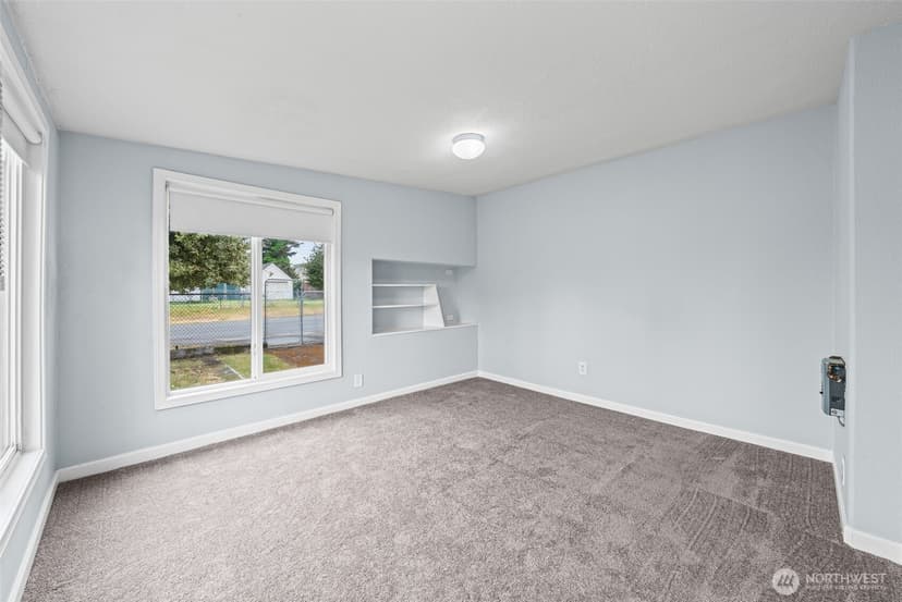 Property photo for 8528 33rd Avenue S, Lakewood photo 30
