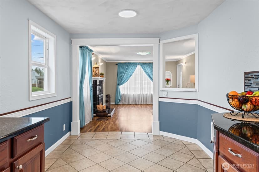 Property photo for 8528 33rd Avenue S, Lakewood photo 14
