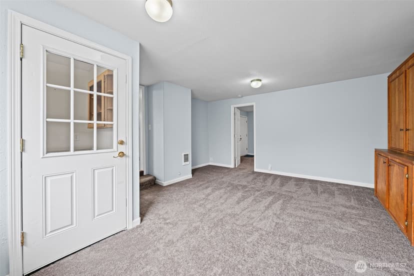 Property photo for 8528 33rd Avenue S, Lakewood photo 32