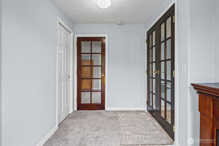 Property photo for 8528 33rd Avenue S, Lakewood photo 38