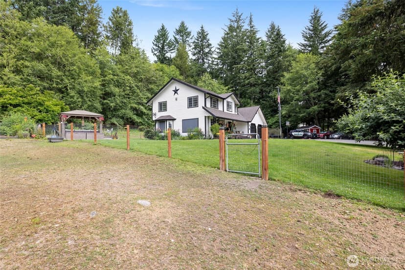 Property photo for 3594 Salmonberry Drive SE, Port Orchard photo 15