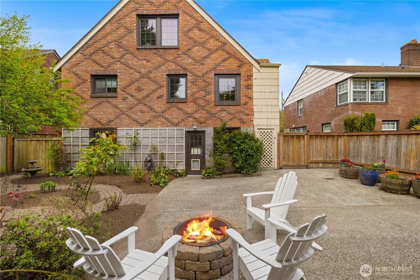 Property photo for 1536 Thorndyke Avenue W, Seattle photo 29