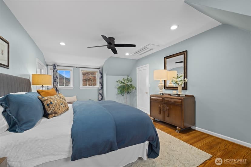 Property photo for 1536 Thorndyke Avenue W, Seattle photo 15
