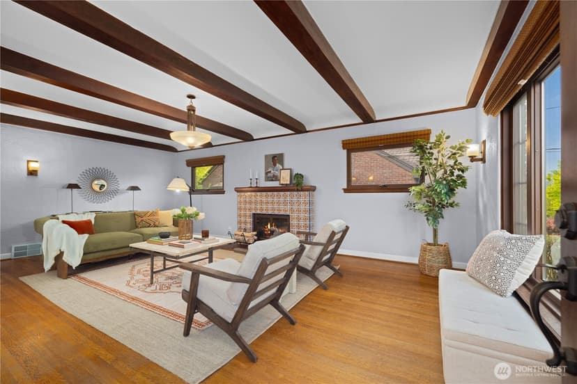 Property photo for 1536 Thorndyke Avenue W, Seattle photo 3