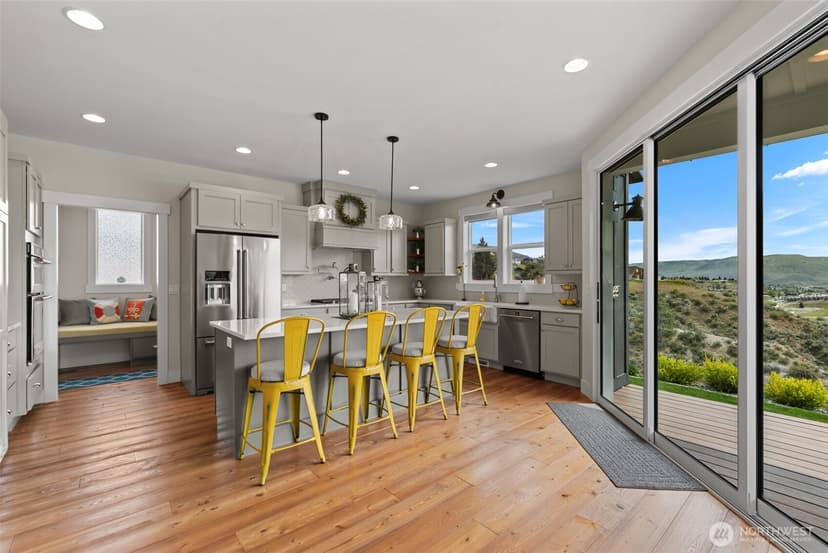 Property photo for 122 Lookout Way, Chelan photo 7