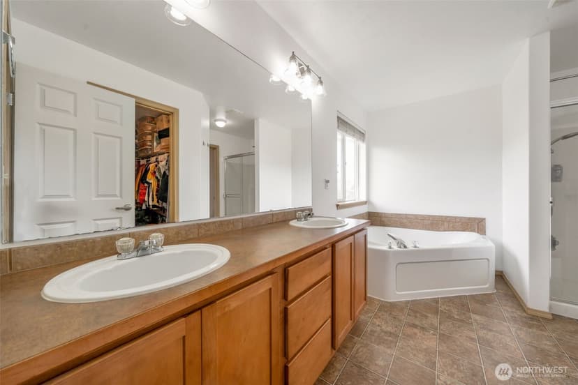 Property photo for 13811 176th Street E, Puyallup photo 27