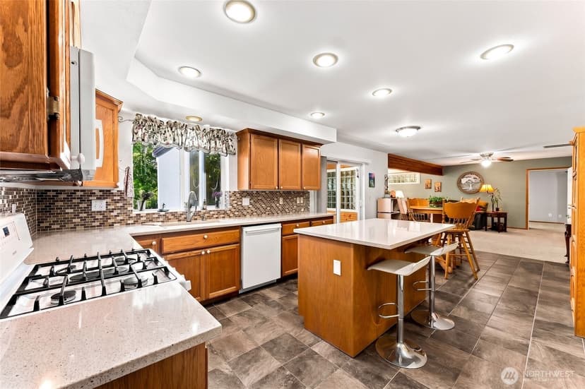 Property photo for 10705 189th Avenue E, Bonney Lake photo 12