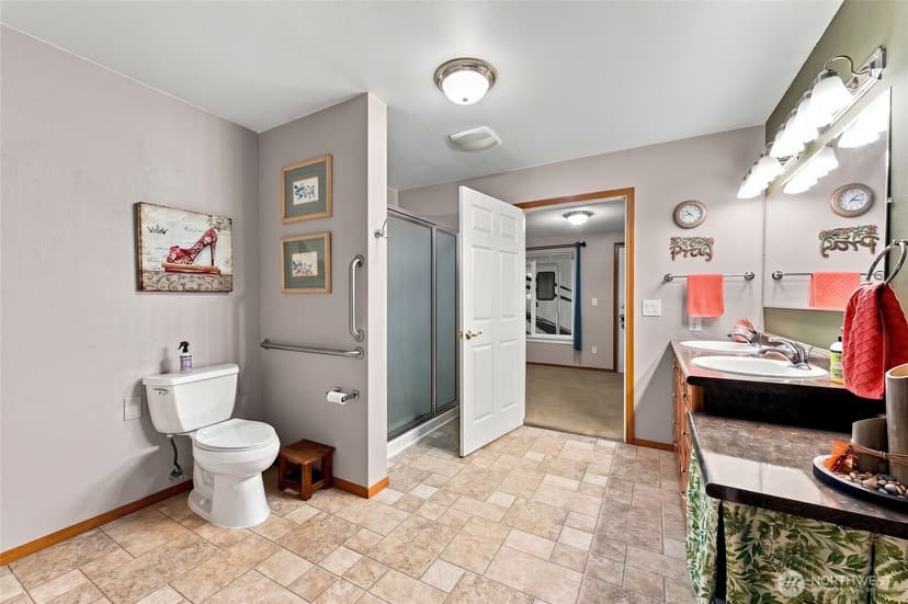 Property photo for 10705 189th Avenue E, Bonney Lake photo 17