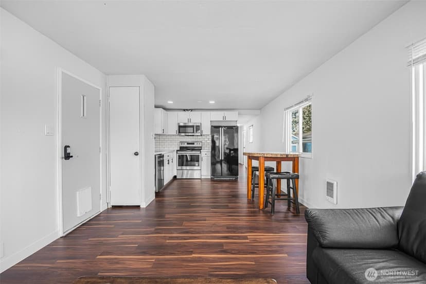 Property photo for 23708 LOCUST Way #35, Bothell photo 10