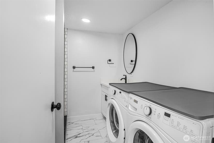Property photo for 23708 LOCUST Way #35, Bothell photo 15