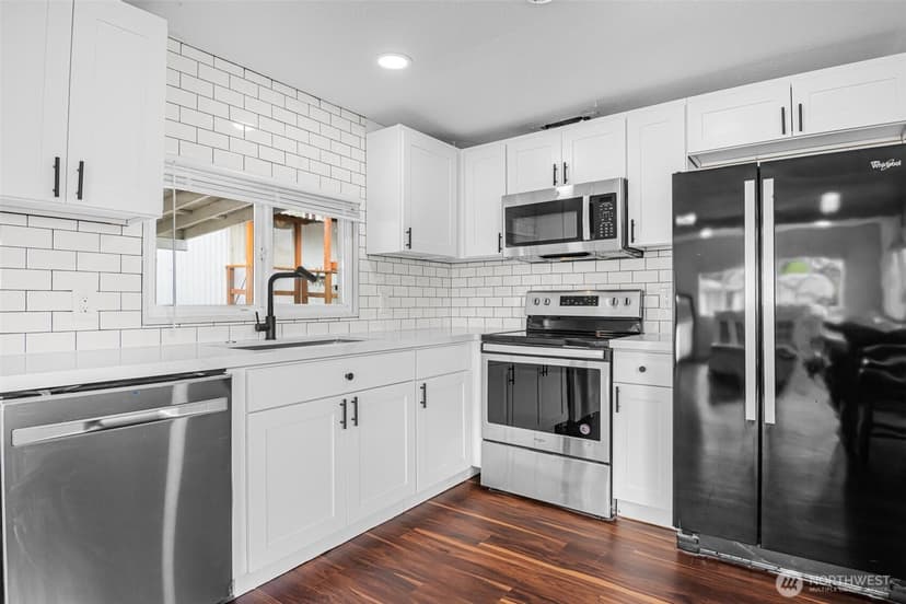 Property photo for 23708 LOCUST Way #35, Bothell photo 11