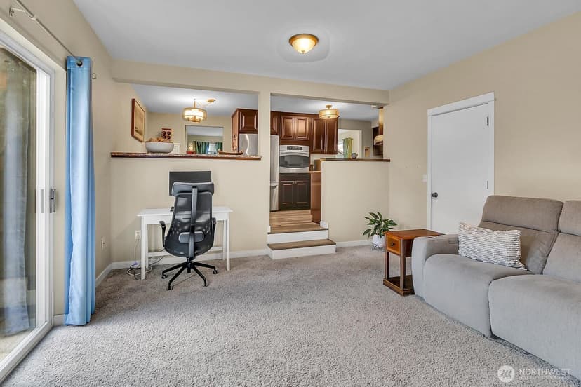Property photo for 6628 Beverly Boulevard, Everett photo 11