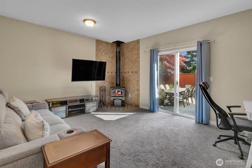Property photo for 6628 Beverly Boulevard, Everett photo 10