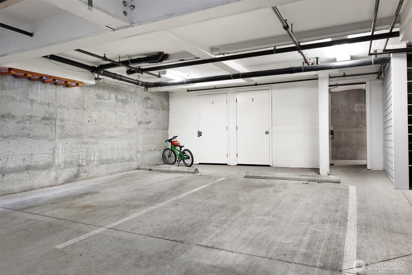 Property photo for 2841 14th Avenue W #202, Seattle photo 23