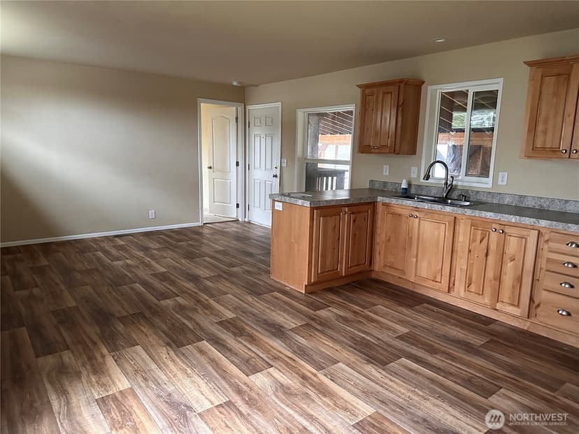 Property photo for 711 S Rain Street NE, Ocean Shores photo 9