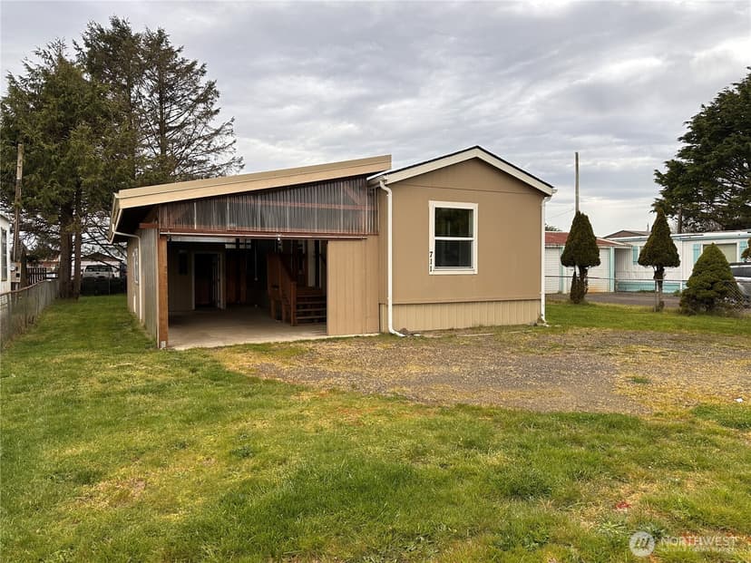 Property photo for 711 S Rain Street NE, Ocean Shores photo 2