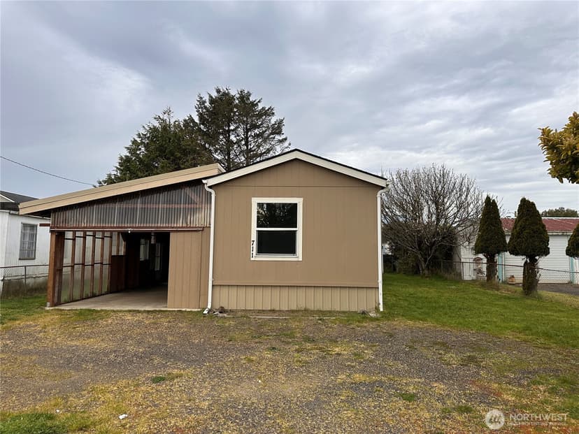 Property photo for 711 S Rain Street NE, Ocean Shores