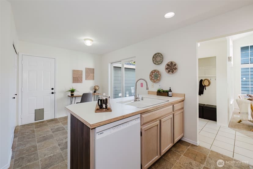 Property photo for 10898 Tulip Place NW, Silverdale photo 17