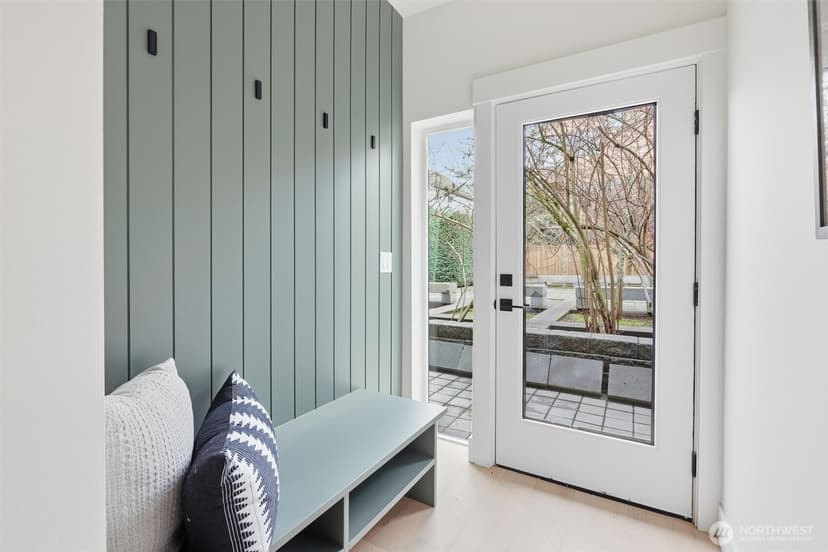 Property photo for 2018 Fairview Avenue E #D, Seattle photo 3
