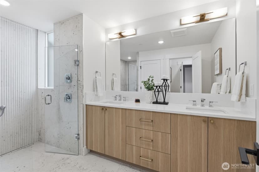 Property photo for 2018 Fairview Avenue E #D, Seattle photo 22