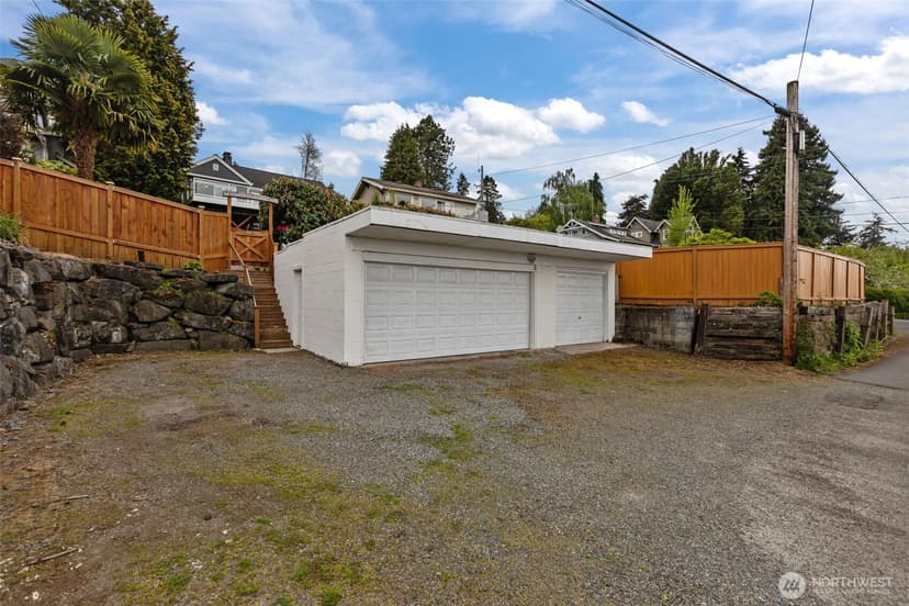 Property photo for 8450 E Side Drive NE, Tacoma photo 24