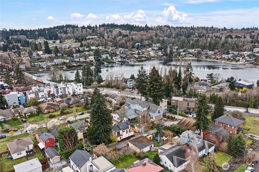 Property photo for 3412 NW 56th Street, Seattle photo 4
