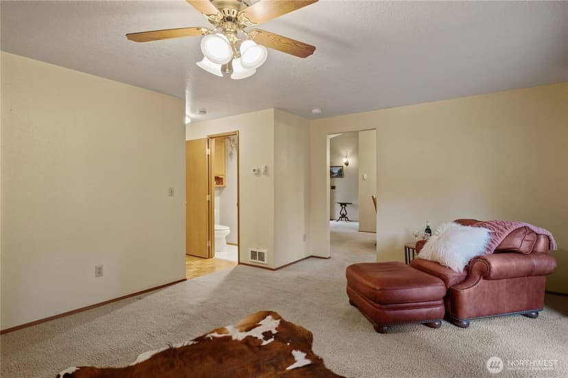 Property photo for 9421 175th Street Ct E, Puyallup photo 15