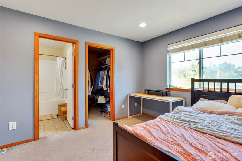 Property photo for 11727 13th Place W, Everett photo 13