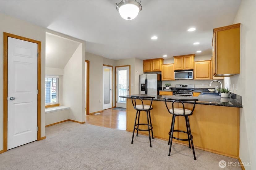Property photo for 11727 13th Place W, Everett photo 6