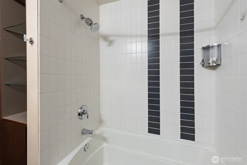 Property photo for 900 Lenora Street #W801, Seattle photo 16